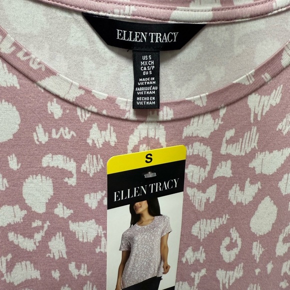 Ellen Tracy Pink Leopard Print Short Sleeve Top Small - Picture 2 of 3